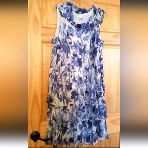 Signature by Robbie Bee Blue and White Flowy Floral Dress